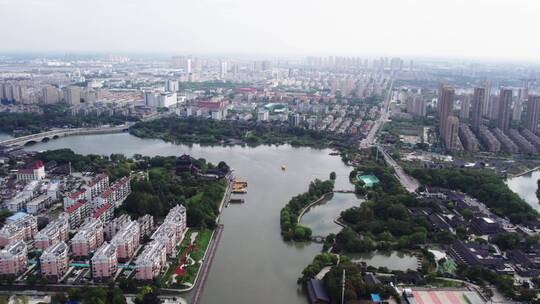 航拍江苏泰州城市建筑景观天际线