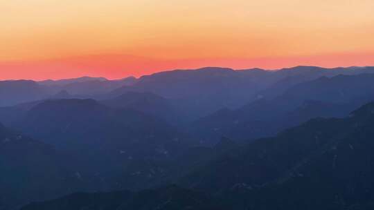 河南省新乡市云台山夕阳航拍