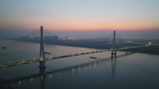 武汉沌口长江大桥夜景环绕镜头视频素材模板下载
