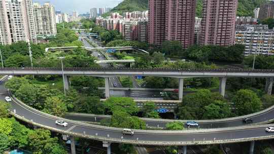 深圳城市道路建设绿树绿色地铁航拍