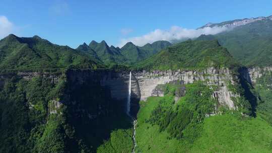 重庆南川马尿水瀑布云海视频素材模板下载