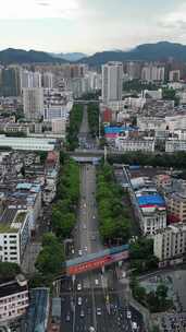 竖版视频广西贵港城市建设贵港中山路