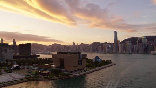 香港故宫文化博物馆航拍日出金光大气