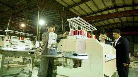 企业工厂织布机机器加工厂机械制造