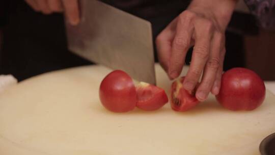 切西红柿做番茄酱视频素材模板下载