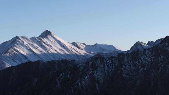 阿尼玛卿雪山