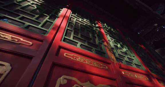 日出时分中式窗格影子光影