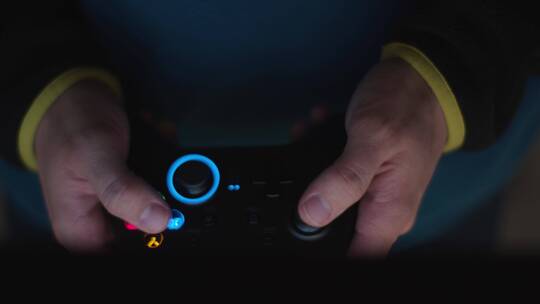 玩家操控游戏键盘特写镜头视频素材模板下载