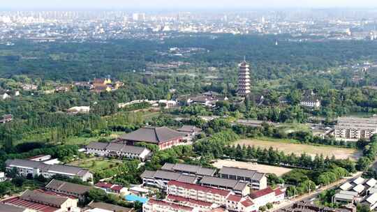 航拍瘦西湖风景区大明寺栖灵塔观音山景区