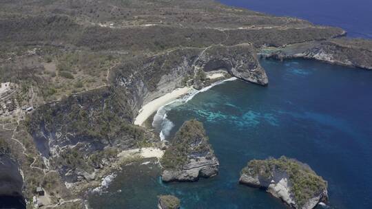 4K巴厘岛海岛佩妮达岛海浪航拍风光视频素材模板下载