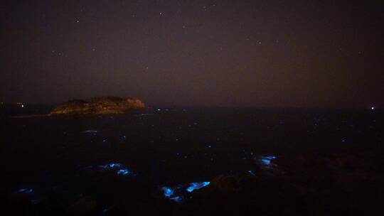 双子座流星雨威海小石岛后山的海岸星空视频素材模板下载