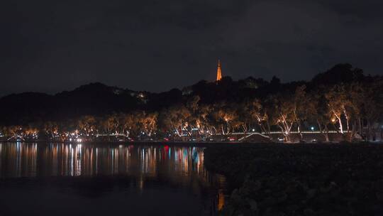 4k夜景视频杭州西湖夜景保俶塔灯光