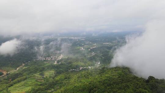 绿色航拍农村 山水