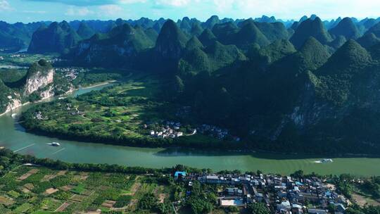 延时航拍桂林漓江风景区草坪乡冠岩风景区