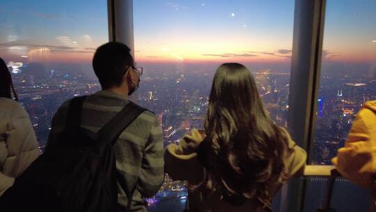 上海中心大厦上海巅观光厅全程记录4K实拍视频素材模板下载