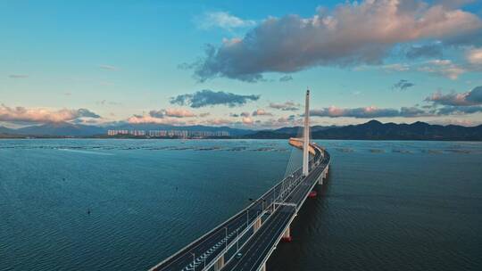 航拍深圳湾大桥环绕镜头视频素材模板下载
