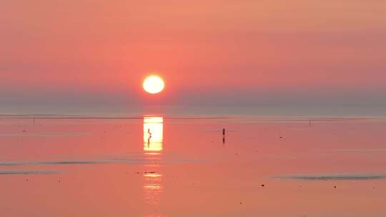 海上日出