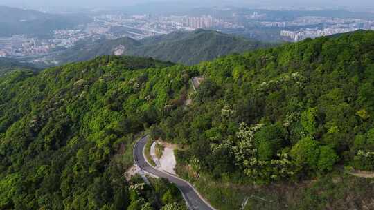 航拍深圳阳台山森林公园石岩入口盘山公路