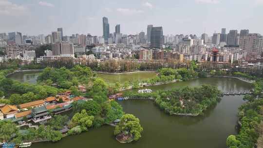 原创 昆明市五华区翠湖公园航拍城市风光