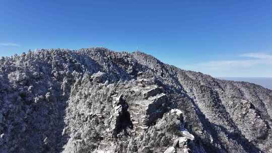 庐山国家风景名胜区观云亭冬季雪景环绕航拍