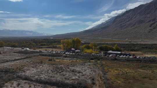 新疆塔县哈萨克斯族居住房屋，婚礼举行