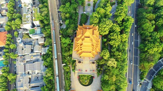 航拍俯瞰武汉城市地标古建筑黄鹤楼