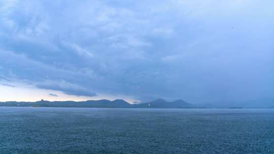 杭州西湖雨天雨幕风景延时