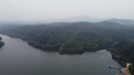 天然水库丰水期航拍