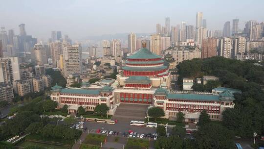 重庆航拍大剧院 大礼堂 精鹰雕塑