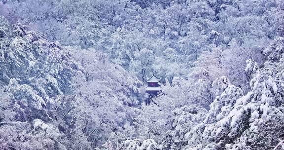 4k长沙岳麓山爱晚亭雪景航拍