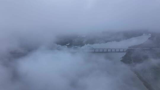 海口南渡江平流雾航拍