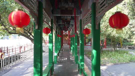 中式园林建筑廊亭