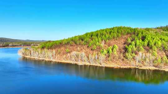 航拍内蒙古火山堰塞湖达尔滨湖