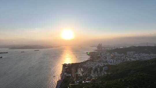 厦门海岸线风光航拍思明区日落阳光夕阳日出