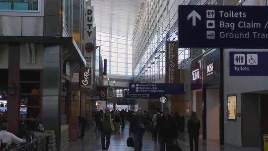 M1机场航站楼 候机大厅视频素材模板下载