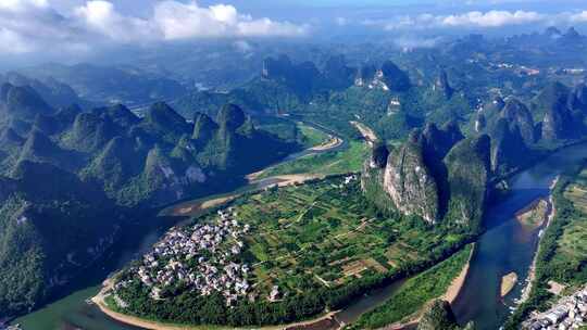 广西桂林阳朔兴坪漓江山水20元背景