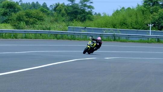 MOTO摩托车极速测试