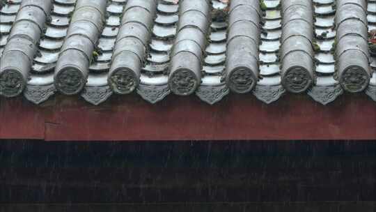 重庆雨季下雨屋檐实拍