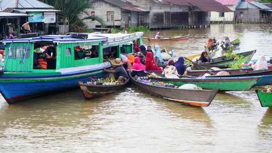 浮动市场Lok Baintan Banjarmasin