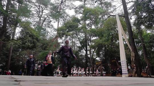 贵州芭莎苗寨芦笙舞表演