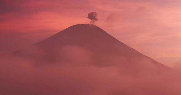 爪哇岛长焦火山