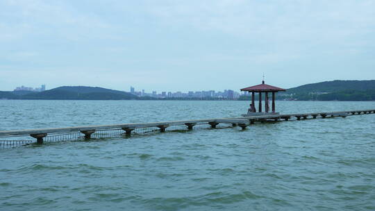 武汉东湖风景区听涛泳场