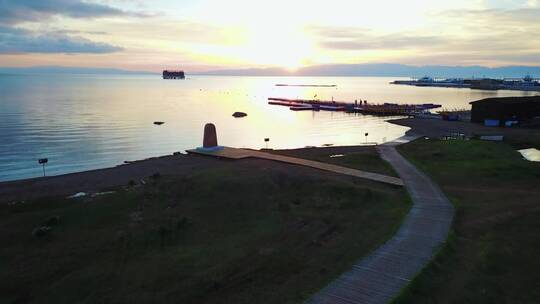 青海省二郎剑景区青海湖日出视频素材模板下载