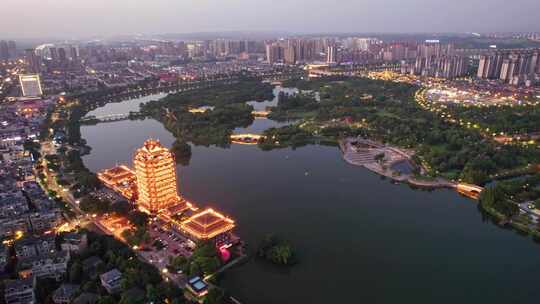 眉山远景楼和东坡城市湿地公园夜景航拍