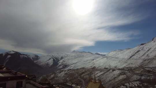 西藏拉萨雪山白云大气延时摄影
