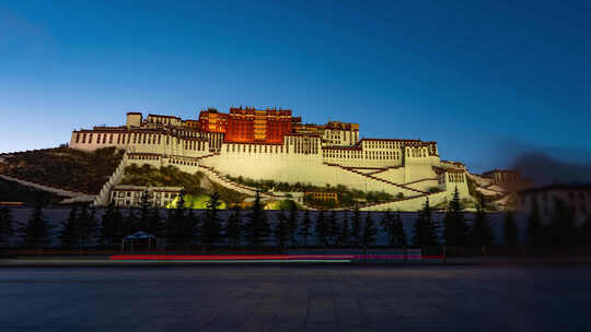 西藏布达拉宫日转夜延时拍摄