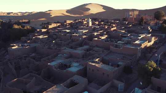 阿尔及利亚撒哈拉沙漠正宗古塔格希特的鸟瞰图