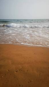 海边沙滩海浪竖屏