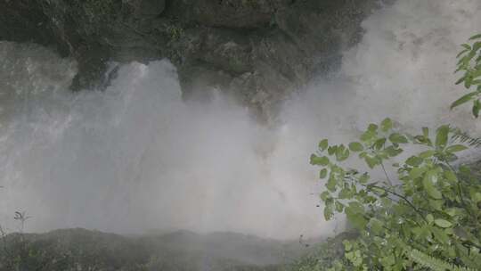 用途（宣传片，影视剧）元素：大水、河流