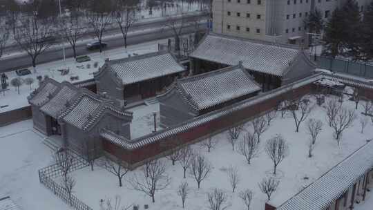 航拍雪景中的内蒙古呼和浩特和硕恪靖公主府